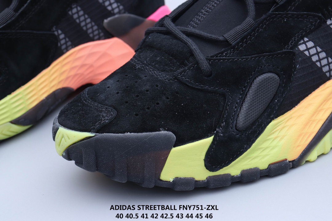 130 ADIDAS STREETBALL 街头风格 以鲜明的配色搭载前卫的风格重新定义街头时尚鞋面采用大面积荔枝皮