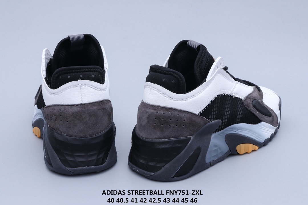 130 ADIDAS STREETBALL 街头风格 以鲜明的配色搭载前卫的风格重新定义街头时尚鞋面采用大面积荔枝皮