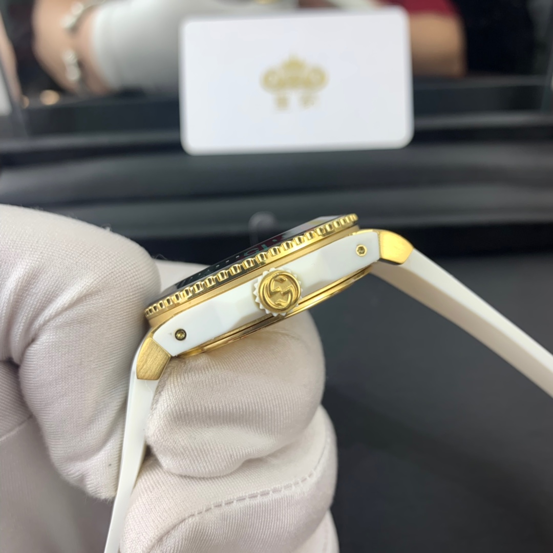 Gucci 皇家 古驰猫头女款腕表