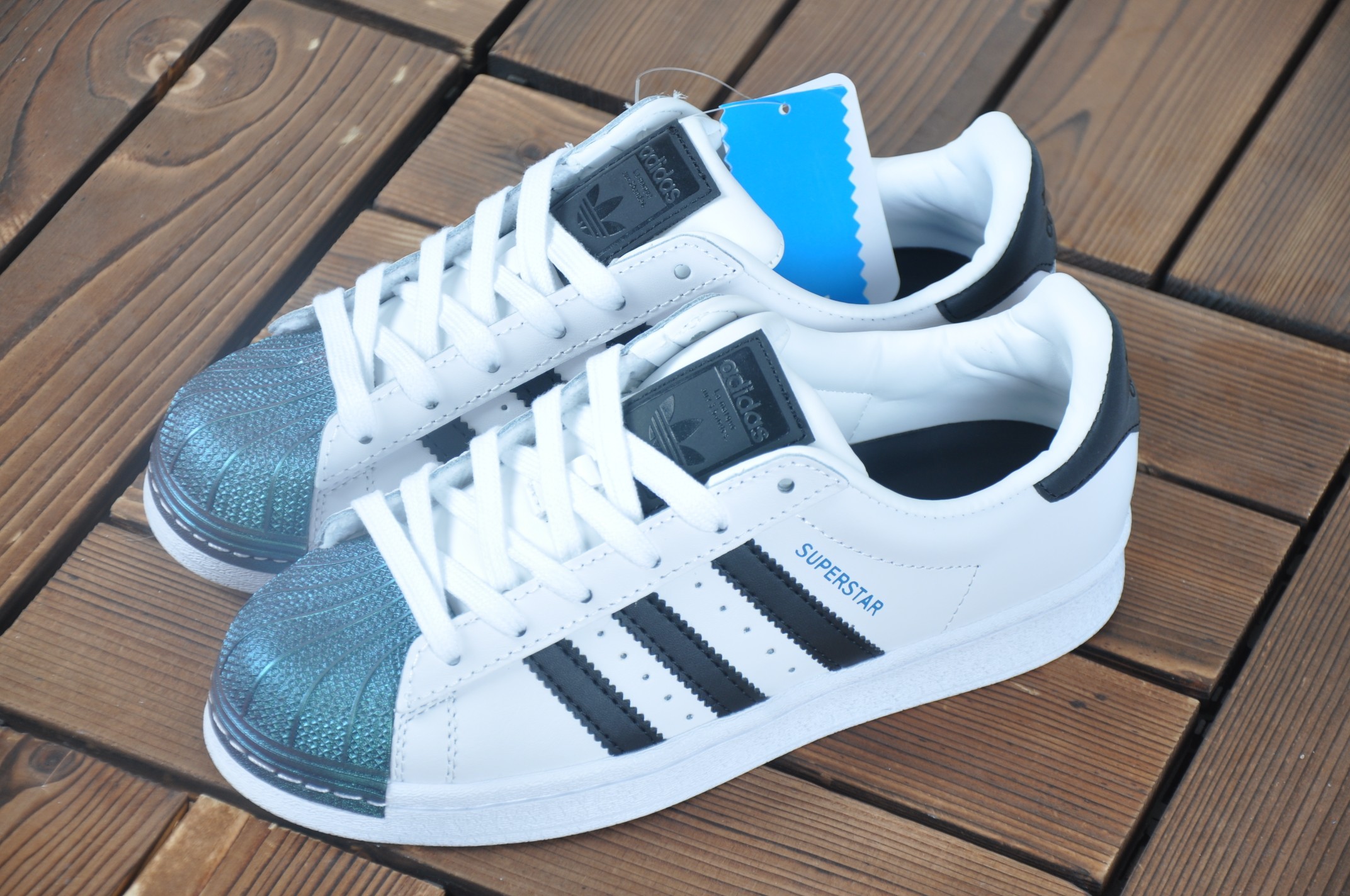 150 Superstar 50周年新模具 Adidas 三叶草 Superstar 50周年 易烊千玺同款电镀镭射贝壳头情侣鞋