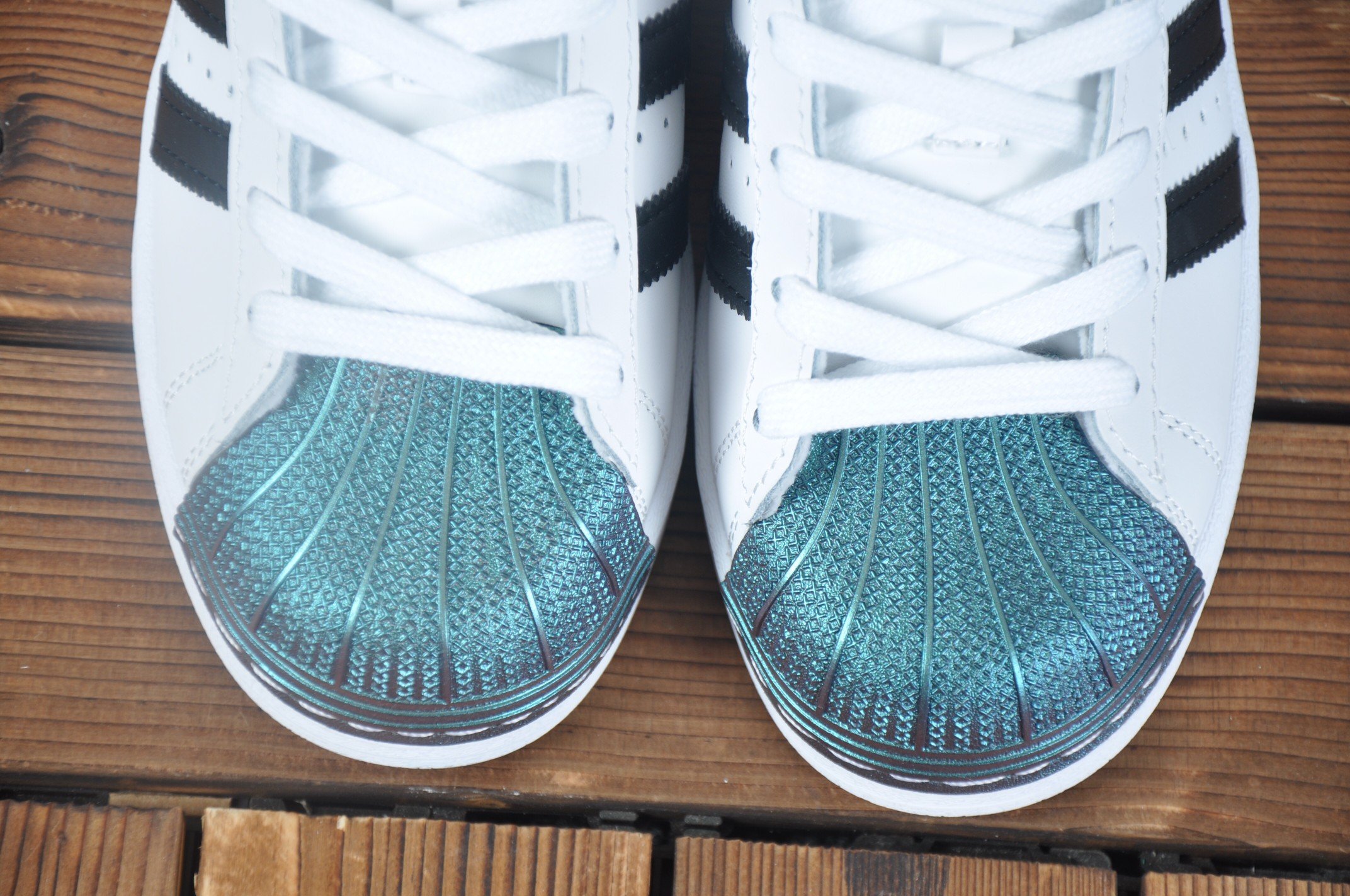 150 Superstar 50周年新模具 Adidas 三叶草 Superstar 50周年 易烊千玺同款电镀镭射贝壳头情侣鞋