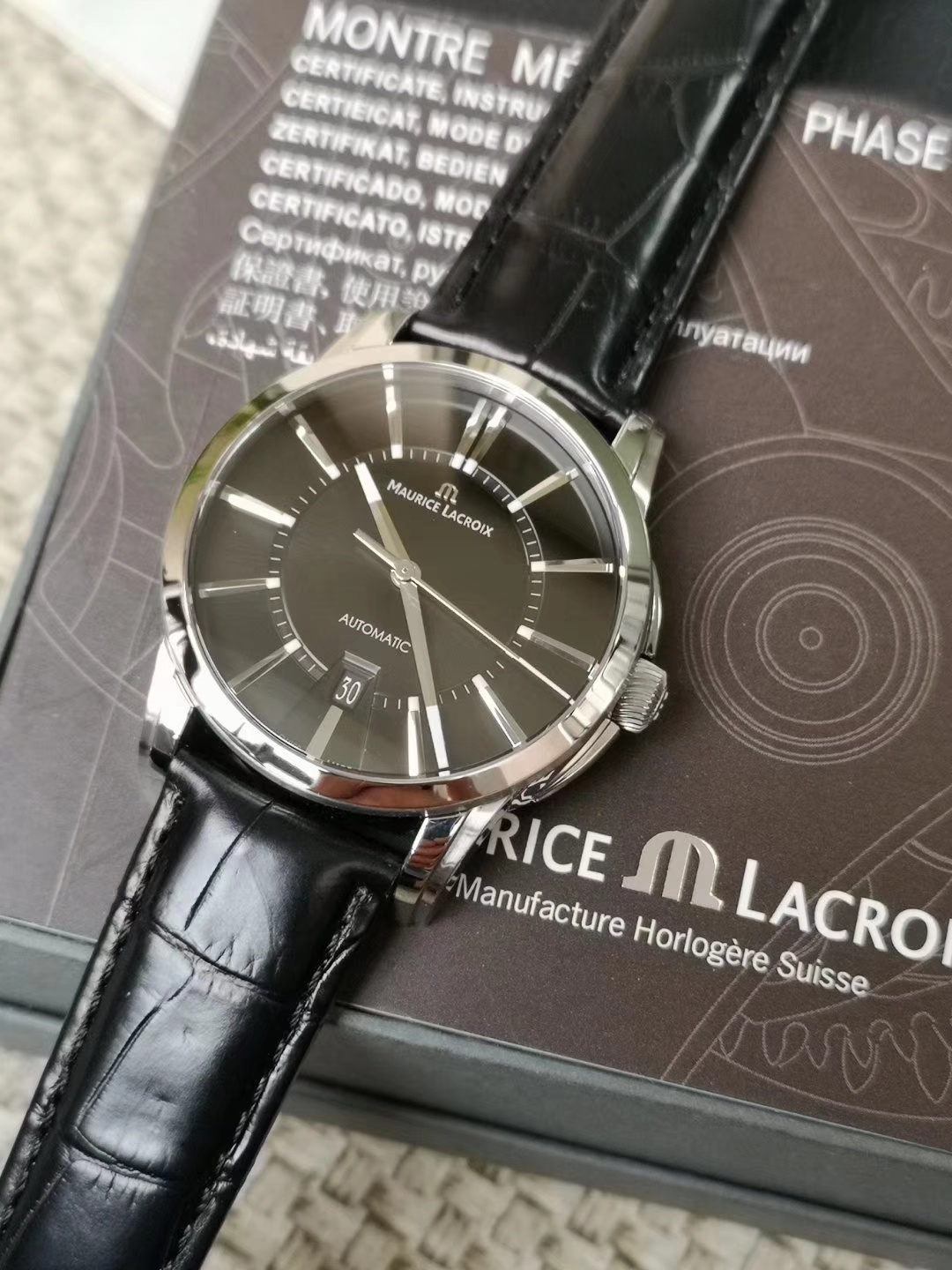 Часы Maurice Lacroix