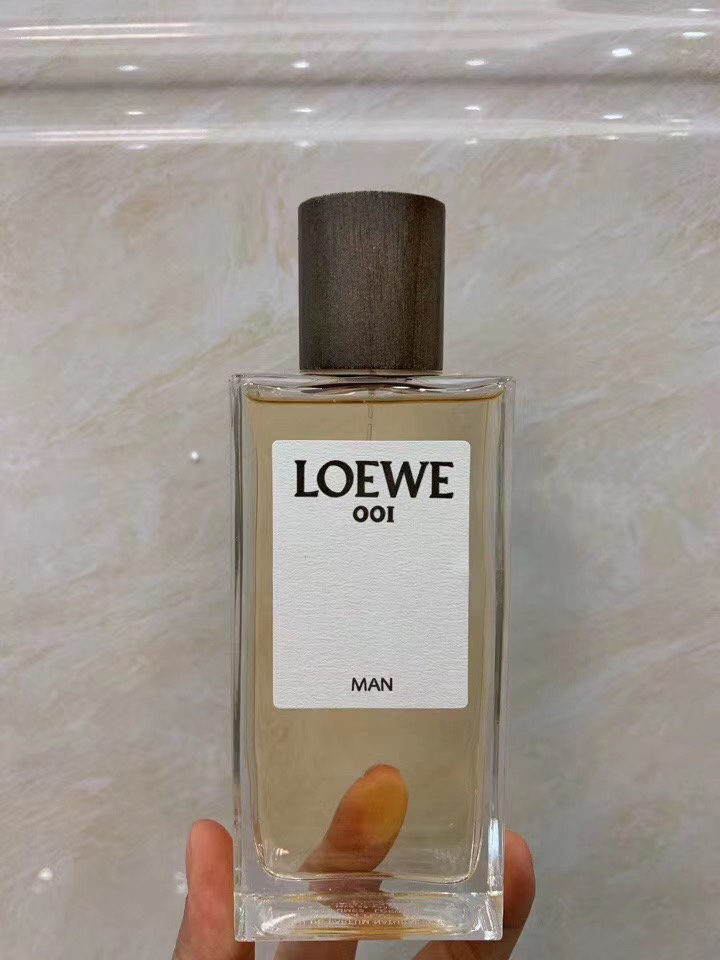Loewe 001 Man Eau de Parfum - 100ml - A Fresh Morning Fragrance 5 i1586074138 4158 4