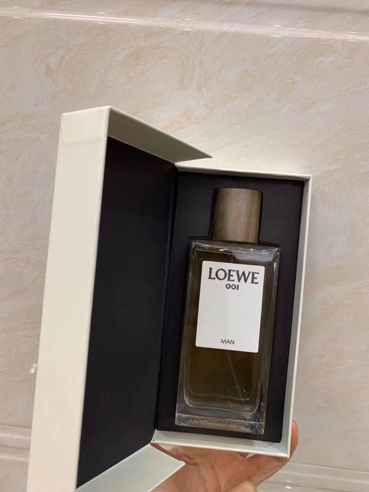 Loewe 001 Man Eau de Parfum - 100ml - A Fresh Morning Fragrance 4 i1586074138 580 3