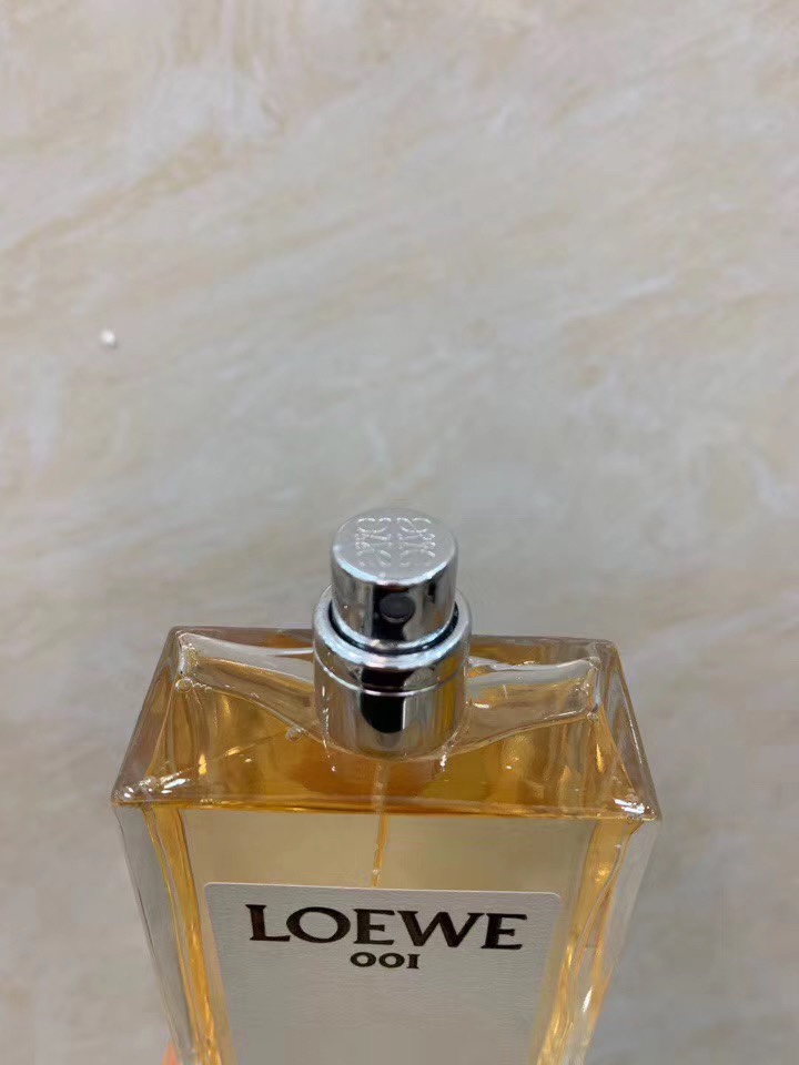 Loewe 001 Man Eau de Parfum - 100ml - A Fresh Morning Fragrance 8 i1586074138 721 7