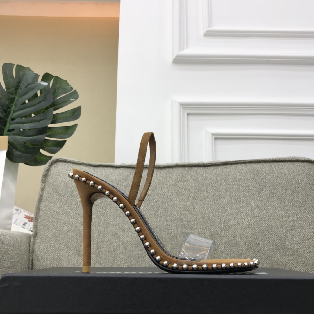 _dog9s5tcT_sYCBFvVtLqUnebn_glHkjwMCcNQEQ