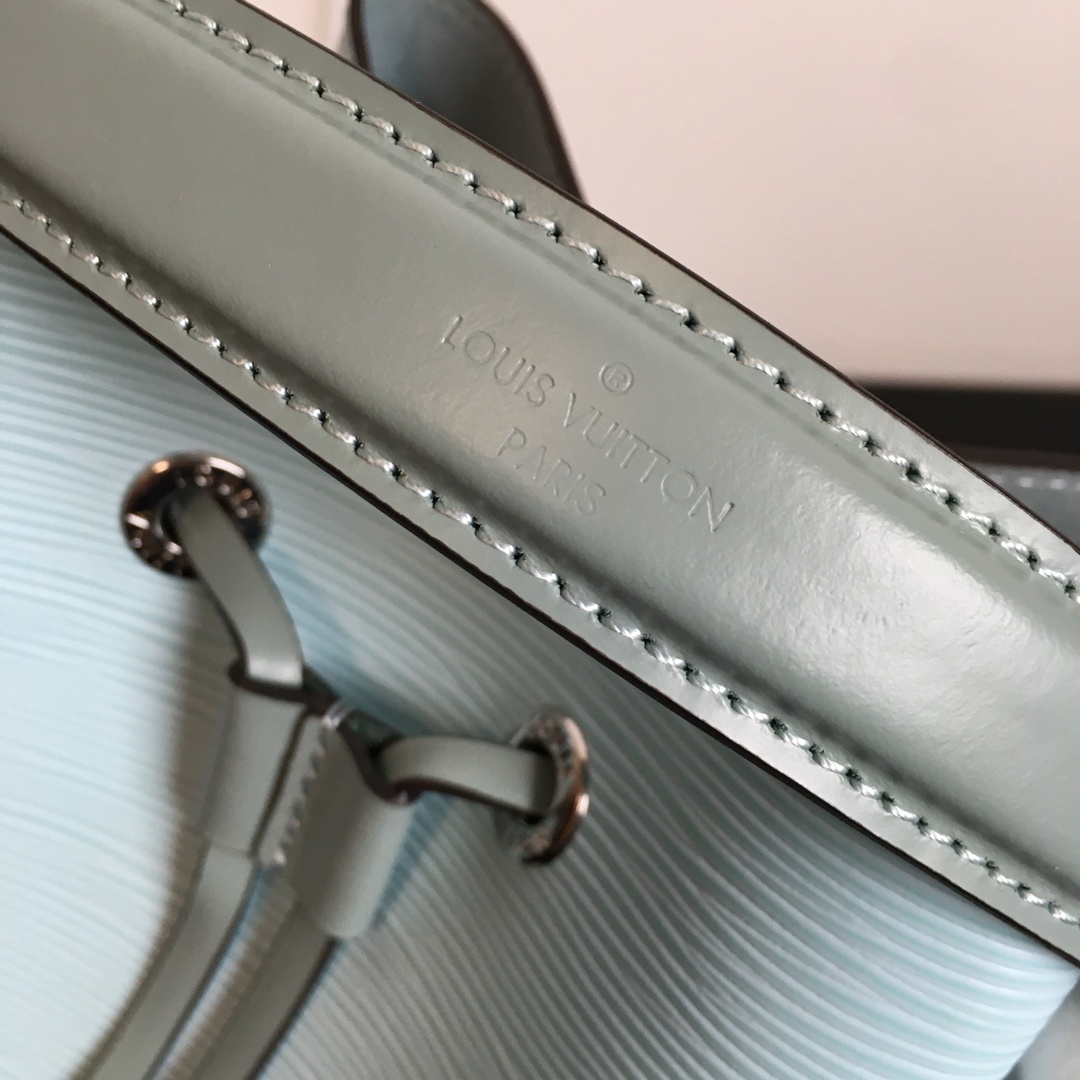 M52853薄荷绿【顶级原单】NÉONOÉ BB 手袋(线上首发)NéoNoé BB 手袋沿袭路易威登经