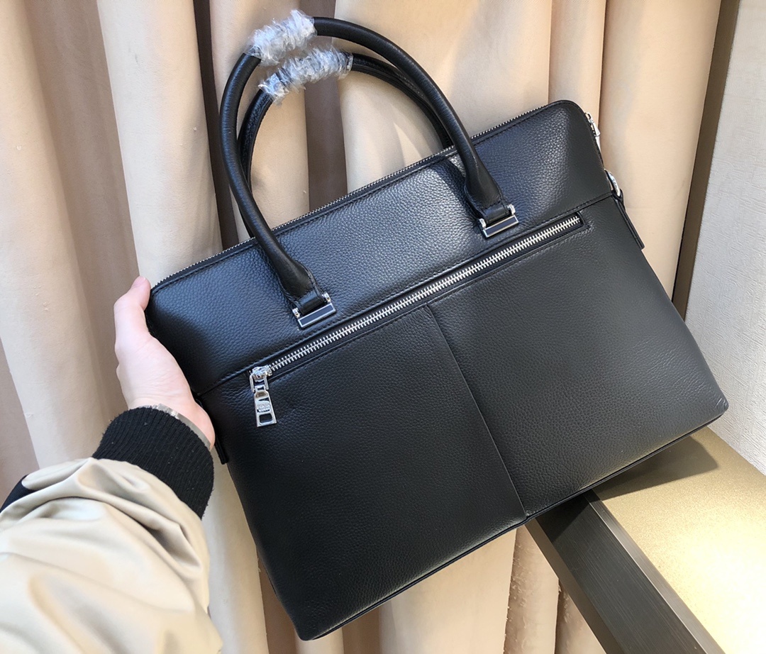 普公文包款号:88638-1#规格:40x30x6cm 意大利米兰原版 顶级货,原版头层皮,不是头层牛皮