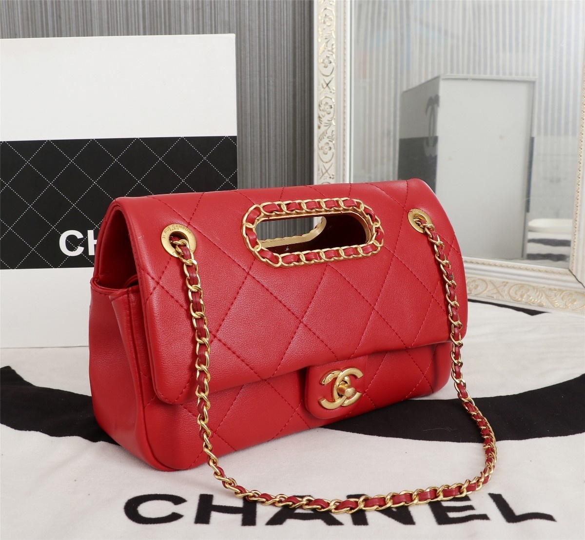 现货CHANEL翻盖链条包它来了真心
