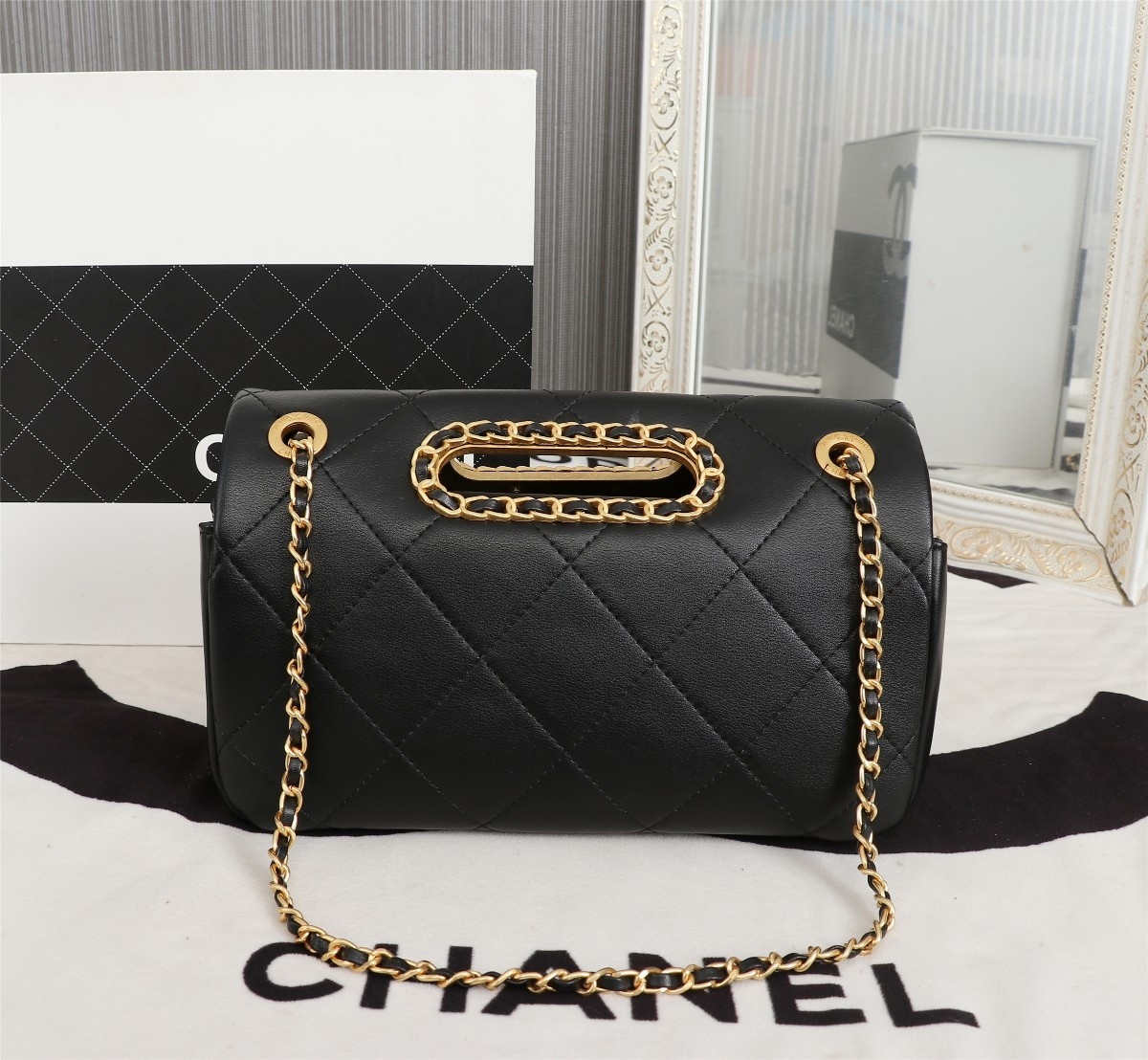 现货CHANEL翻盖链条包它来了真心