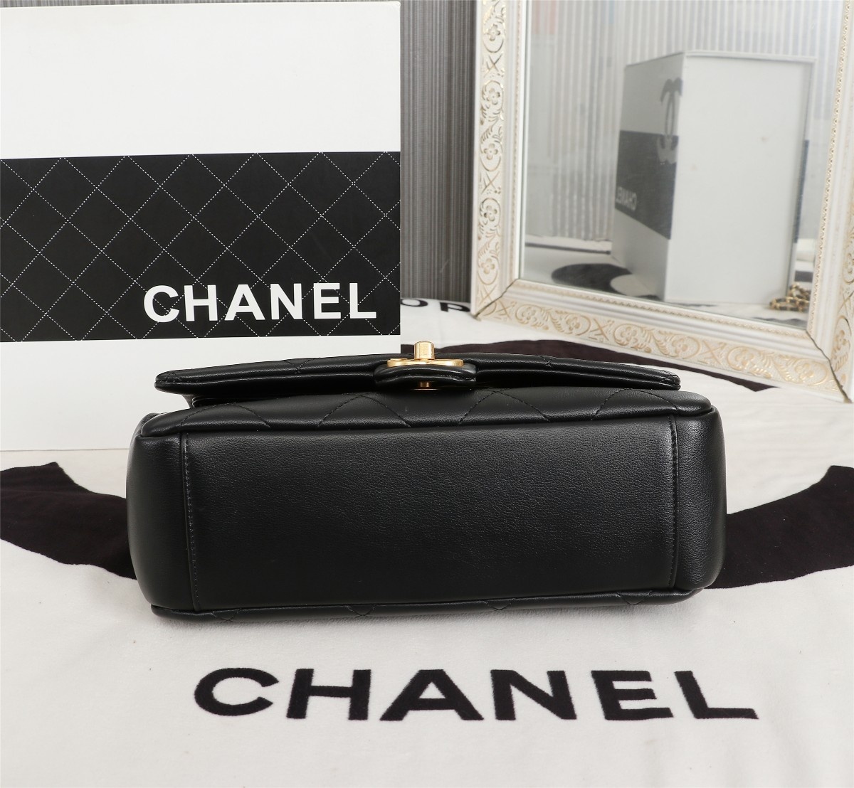 现货CHANEL翻盖链条包它来了真心