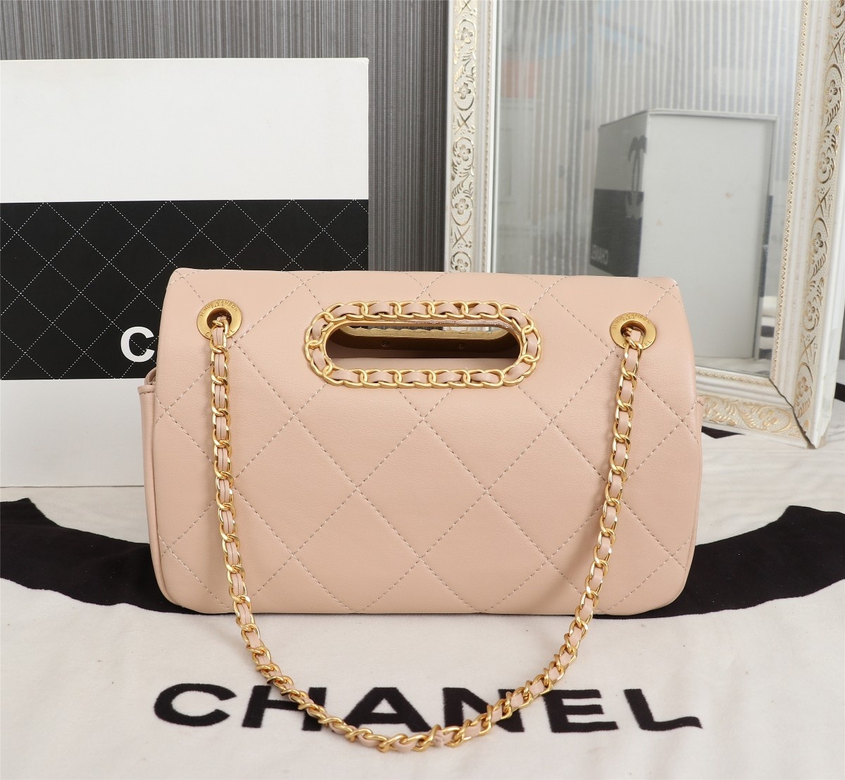 现货CHANEL翻盖链条包它来了真心