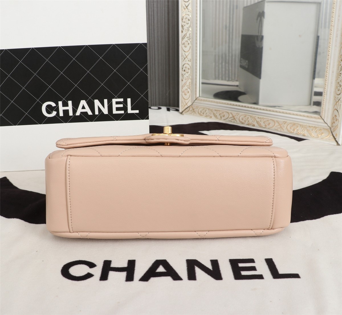 现货CHANEL翻盖链条包它来了真心