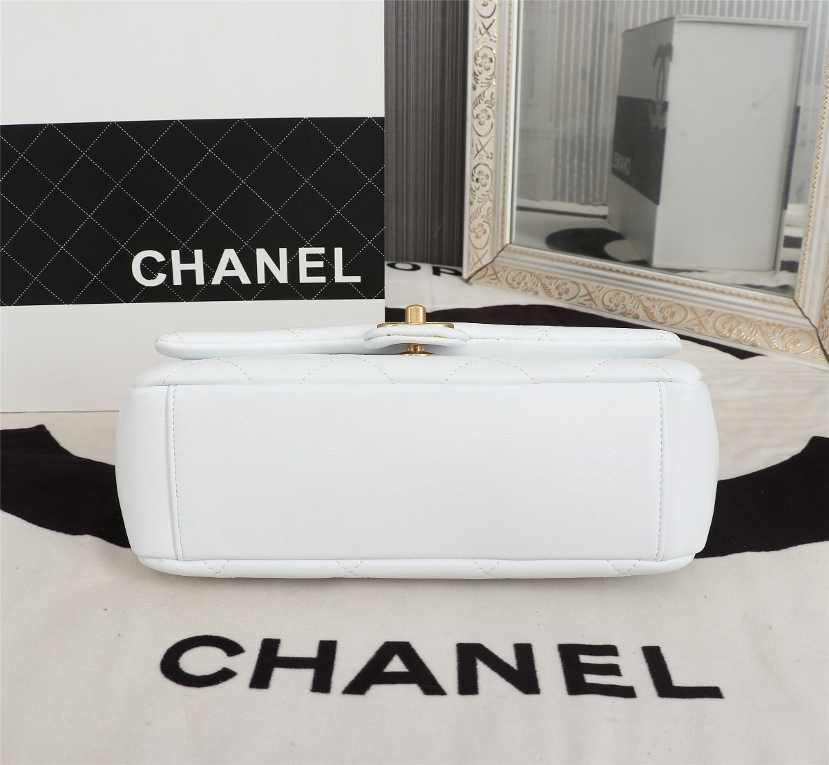 现货CHANEL翻盖链条包它来了真心