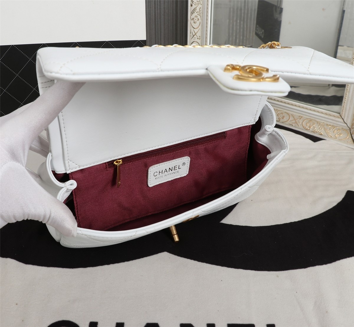 现货CHANEL翻盖链条包它来了真心