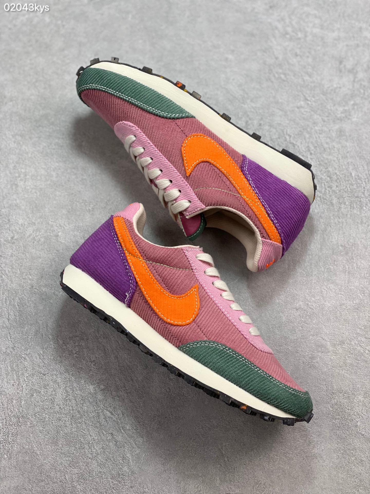 160 独家台湾进口灯芯绒 Nike Daybreak SP 华夫网面复古跑鞋