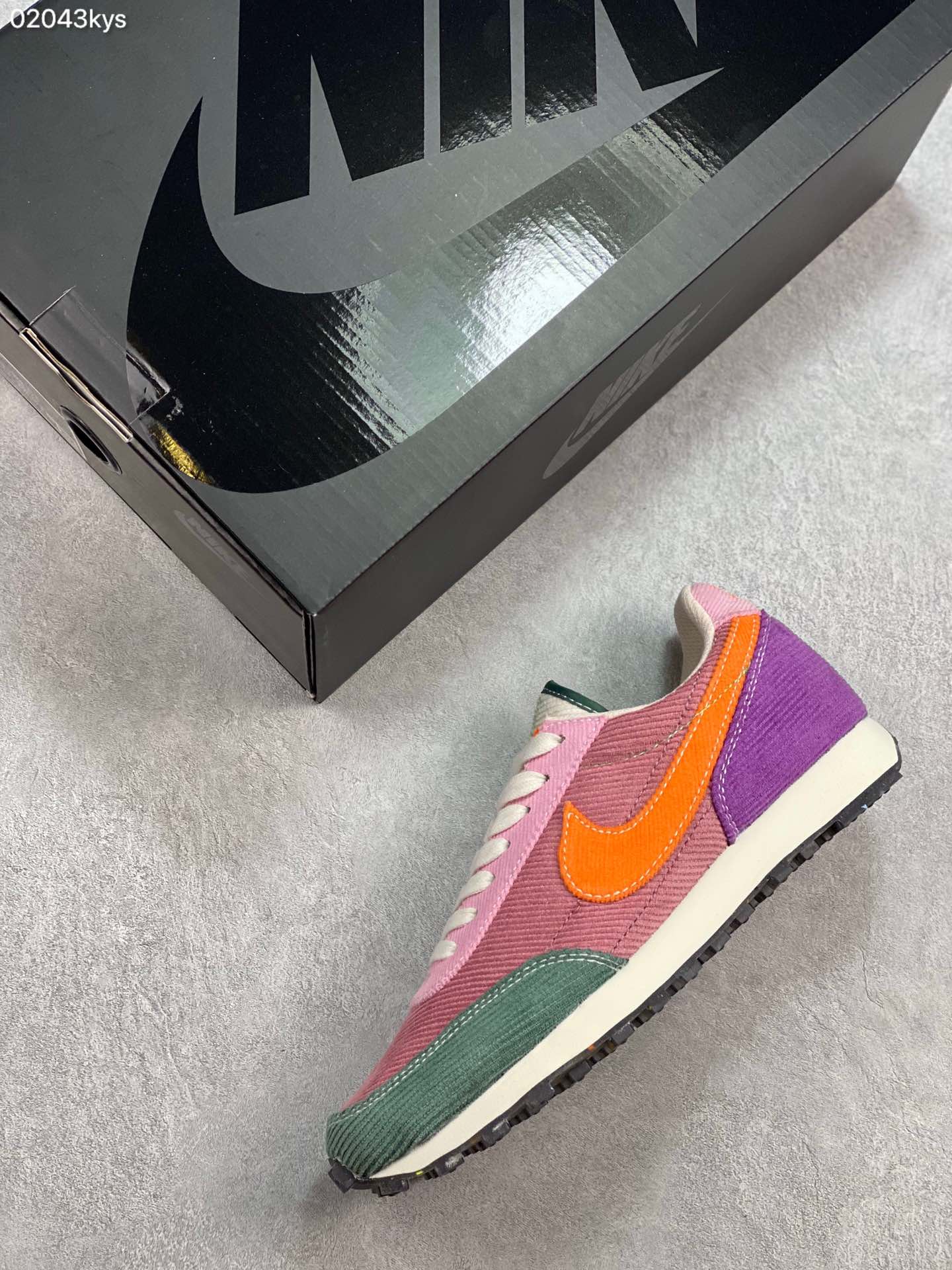 160 独家台湾进口灯芯绒 Nike Daybreak SP 华夫网面复古跑鞋