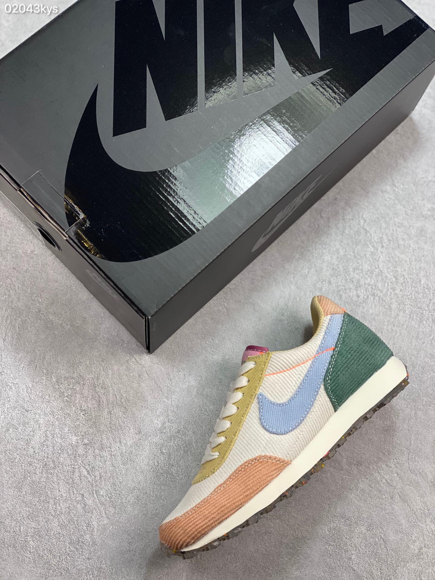 160 独家台湾进口灯芯绒 Nike Daybreak SP 华夫网面复古跑鞋