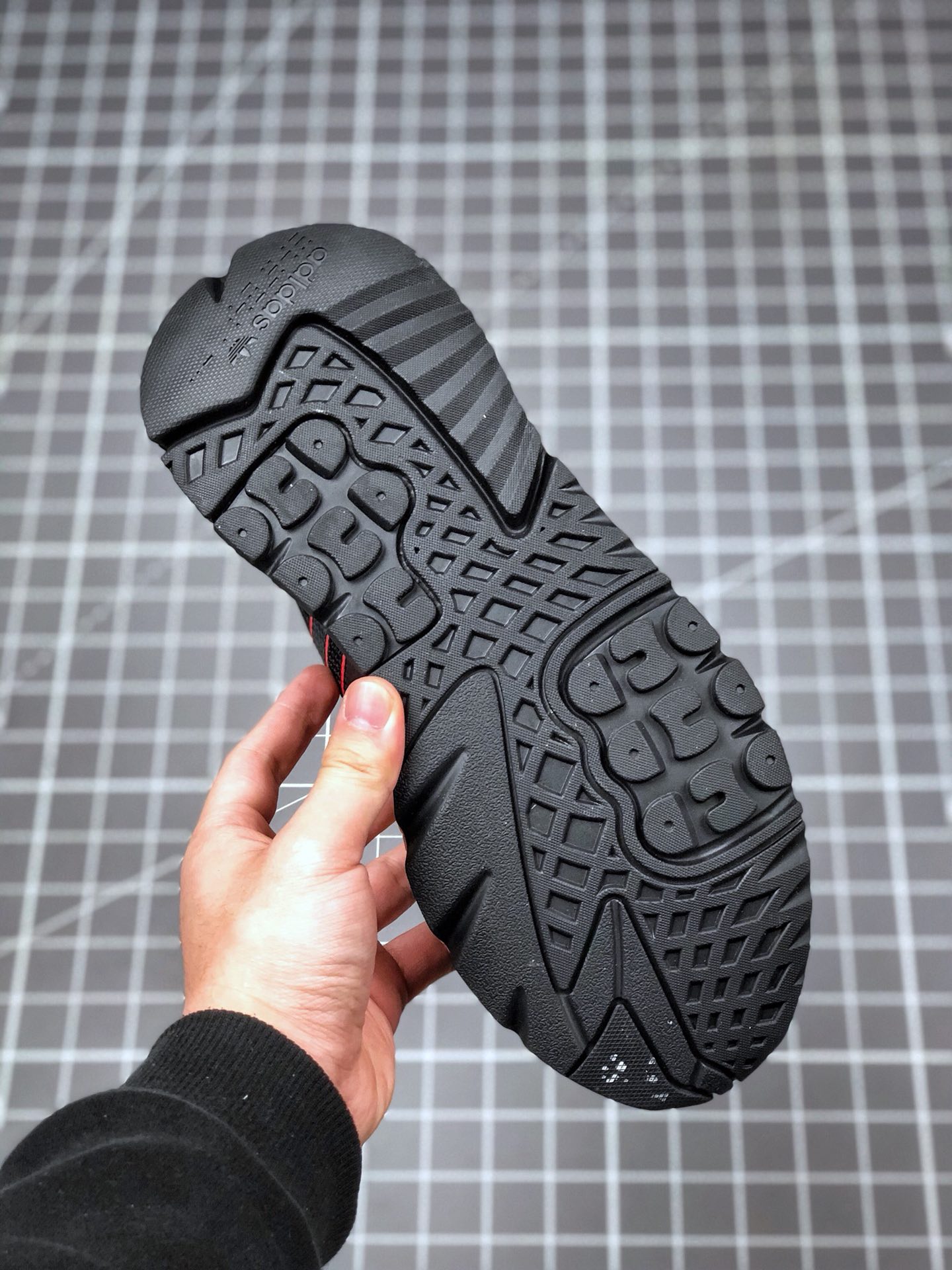 150 真标半码 阿迪达斯 /Adidas Nite Jogger Boost 夜行者3M反光 爆米花大底复古跑鞋 FV3615