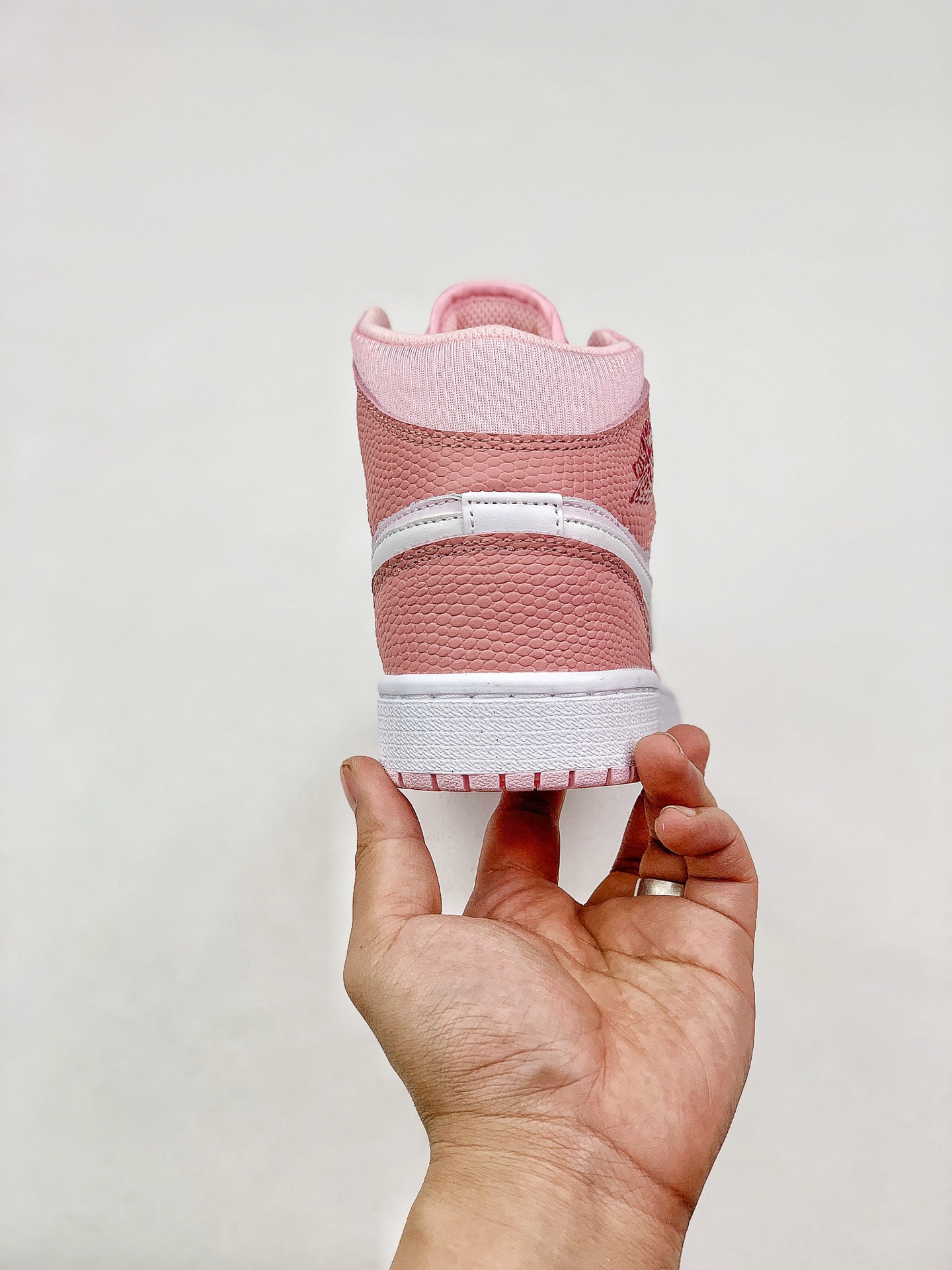 170 Air Jordan 1  原装配色 史诗级独家特价 限时抢购