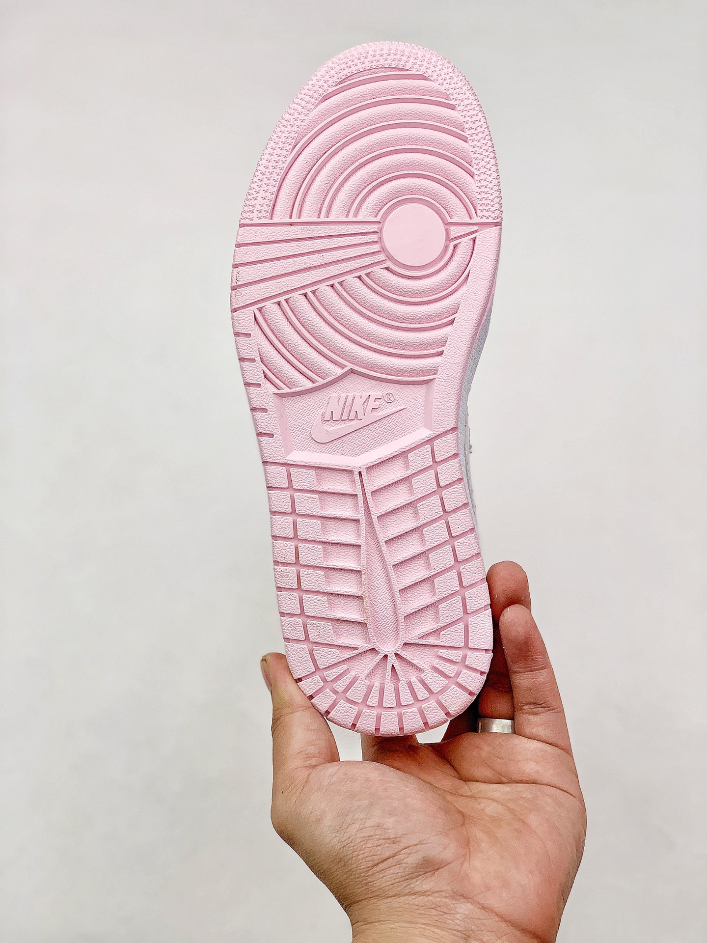 170 Air Jordan 1  原装配色 史诗级独家特价 限时抢购