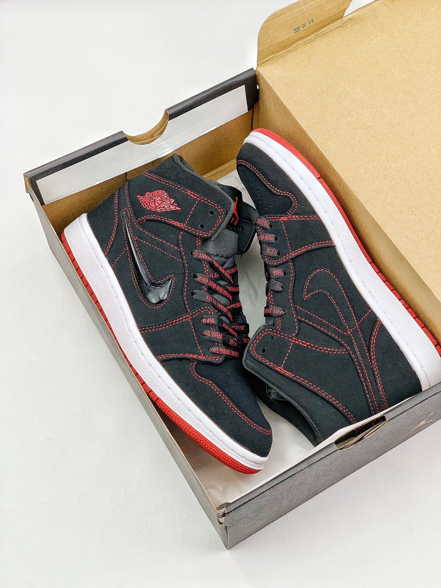 170 Air Jordan 1  原装配色 史诗级独家特价 限时抢购