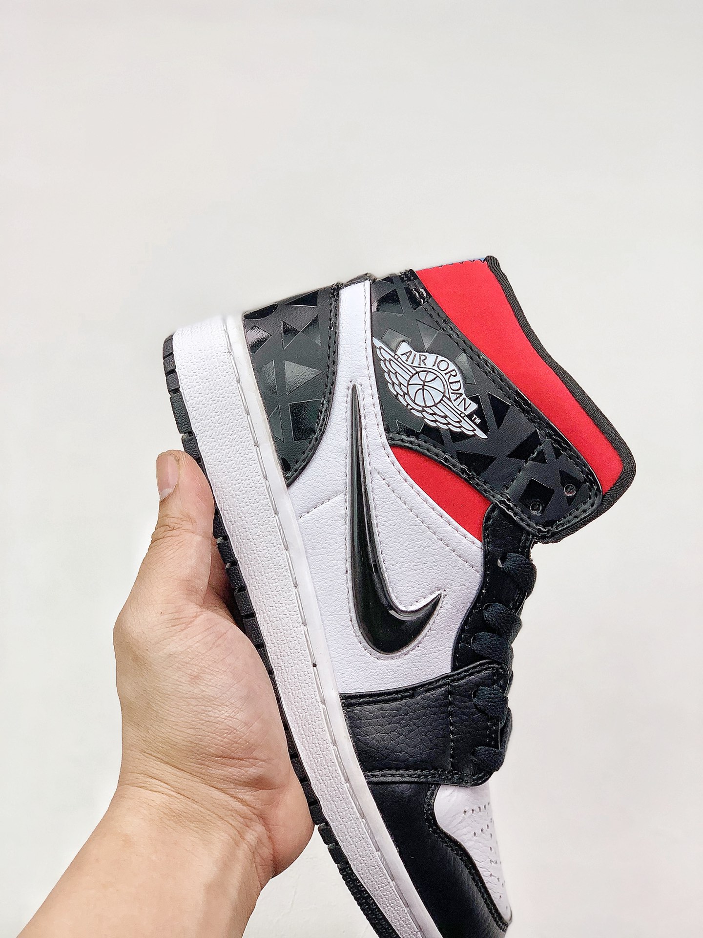 170 Air Jordan 1  原装配色 史诗级独家特价 限时抢购