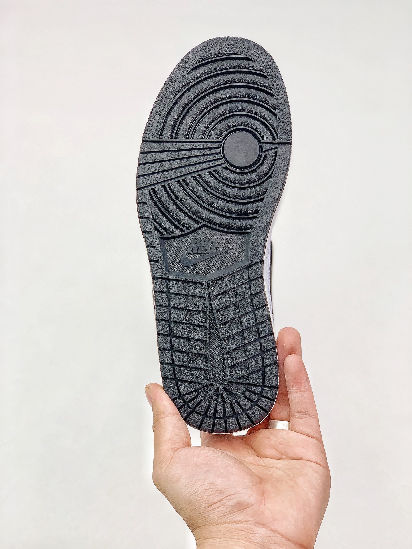 170 Air Jordan 1  原装配色 史诗级独家特价 限时抢购