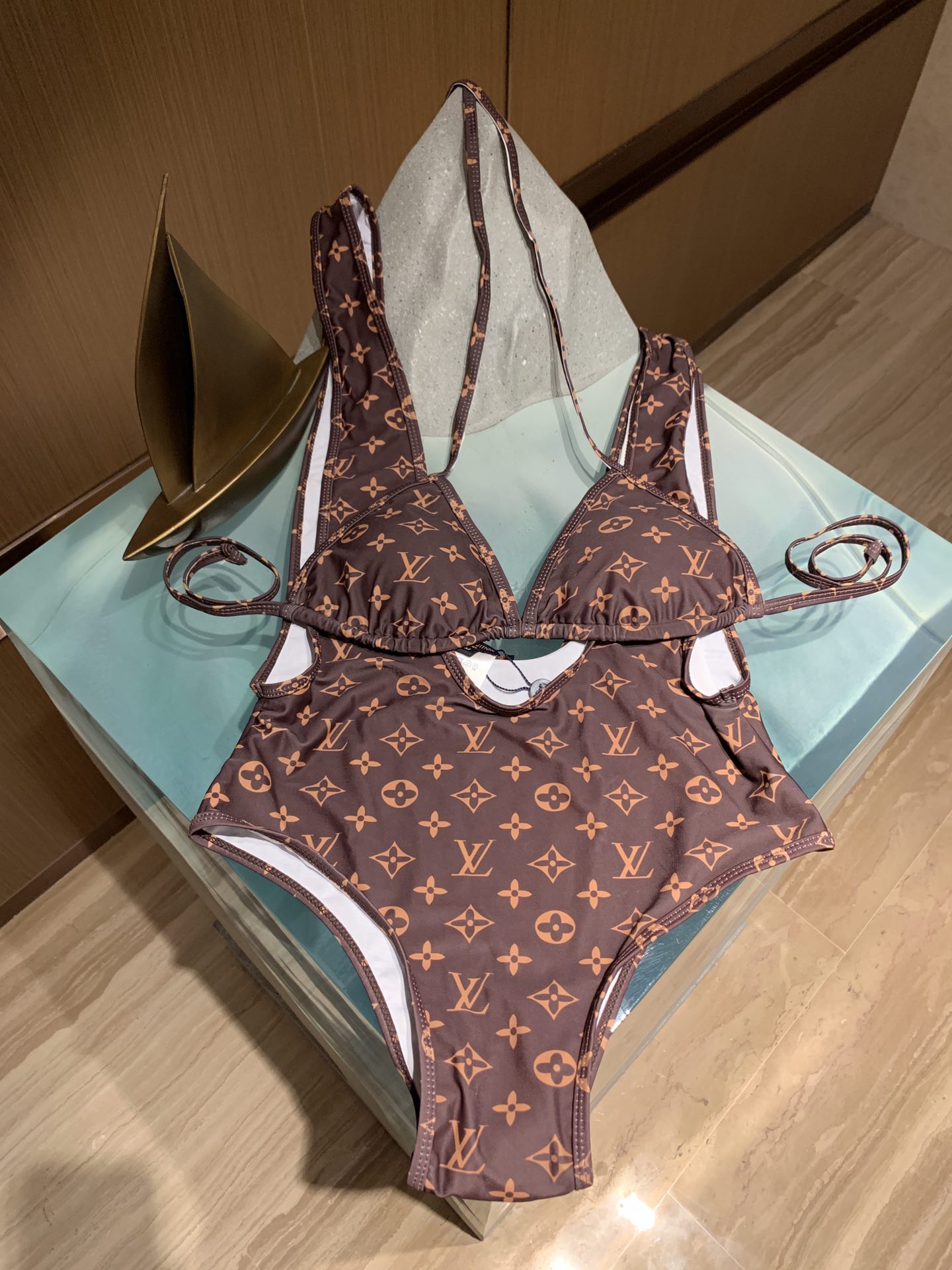 Louis Vuitton Top
 Clothing Swimwear & Beachwear Buy Replica
 Summer Collection b81096