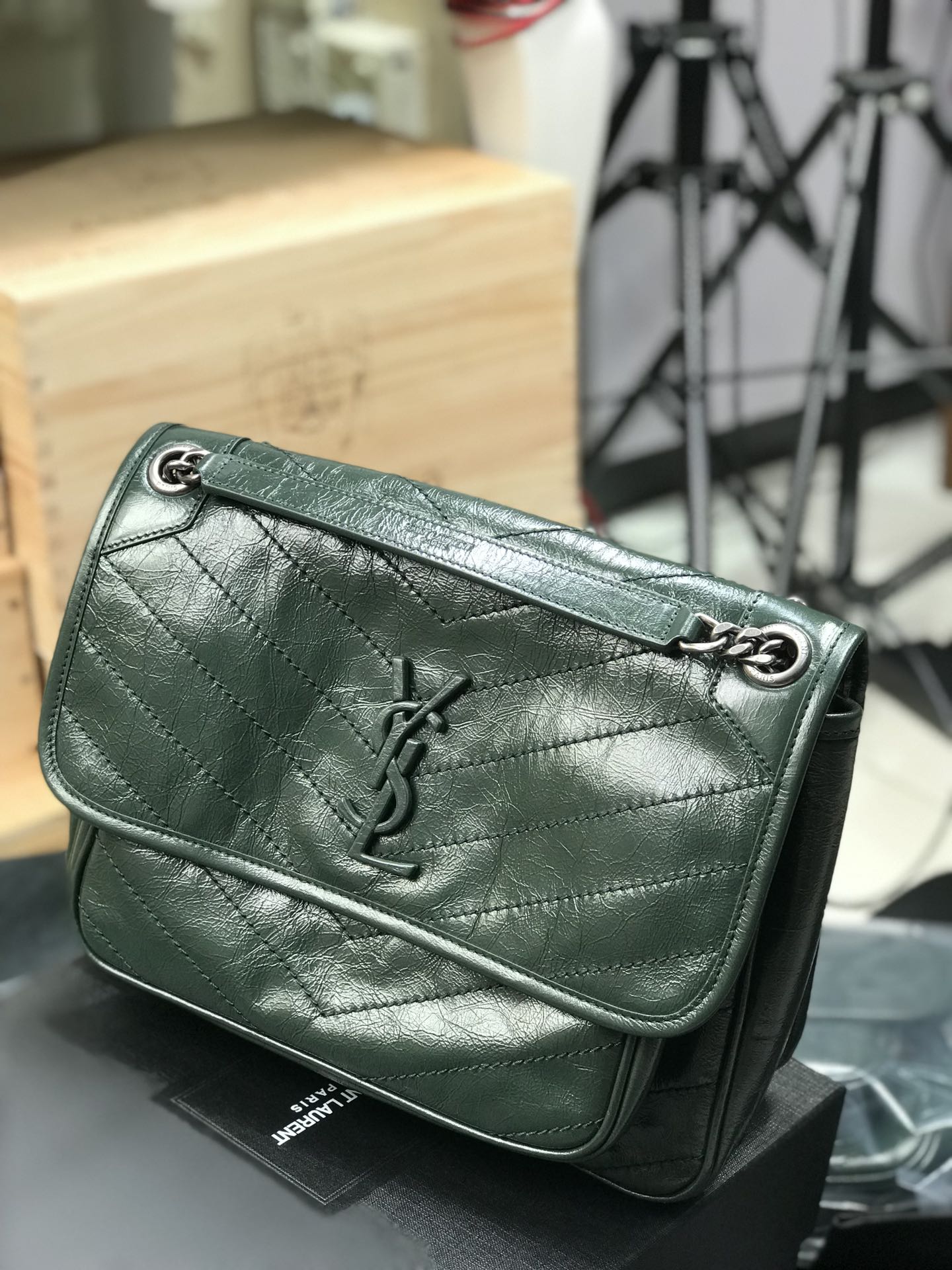 Сумка Saint Laurent Niki средняя