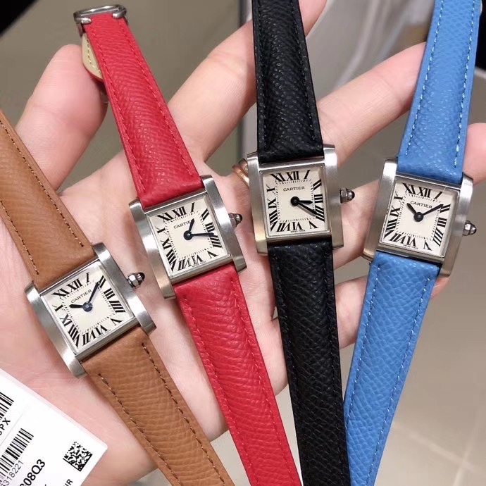 Cartier 卡地亚法国坦克Cartier Tank Française系列