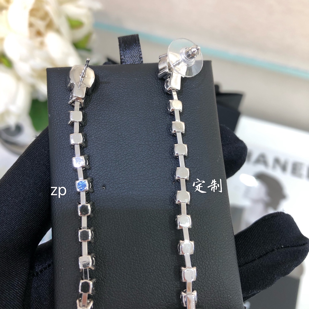 Chanel Zp 耳钉