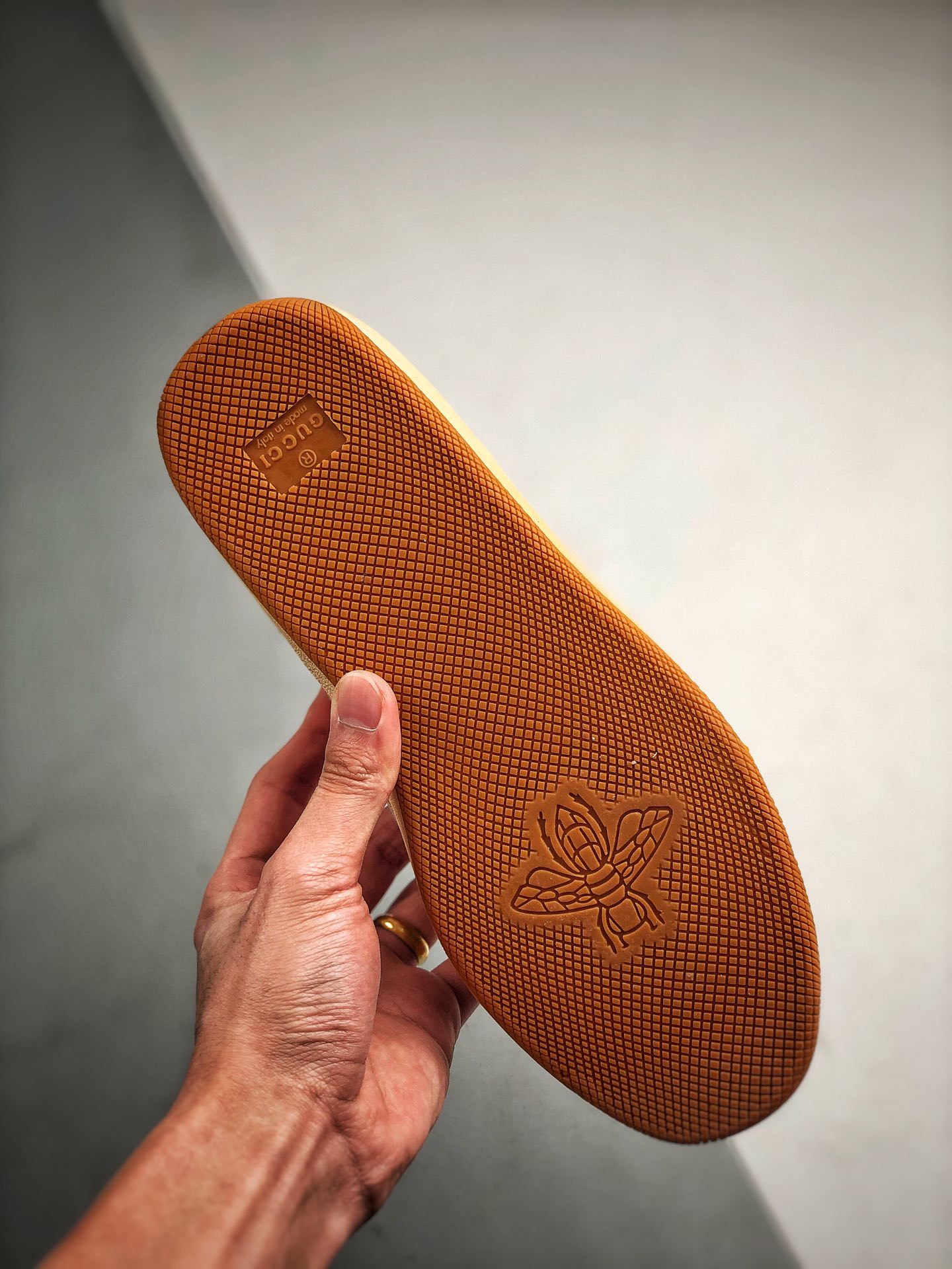 240 Gucci 古驰米老鼠 余文乐板鞋系列  正确原盒版本