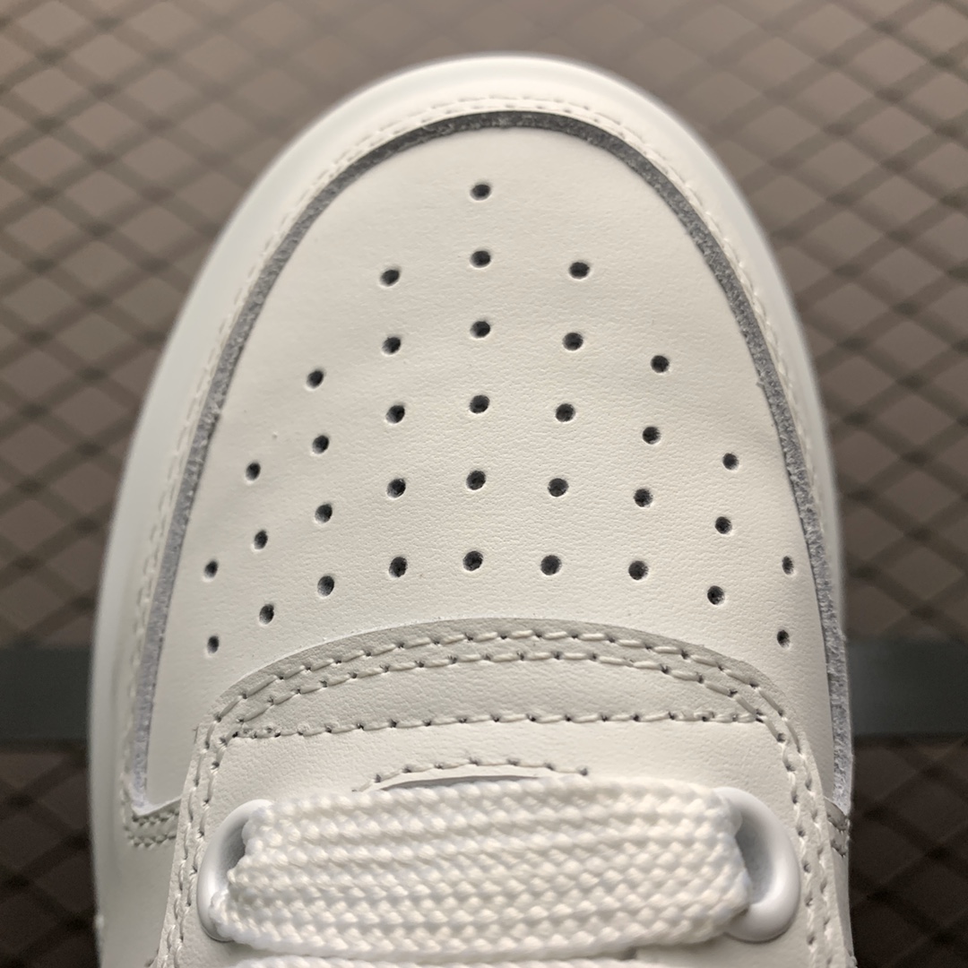 300 Alexander McQueen 麦昆2020早春最新款