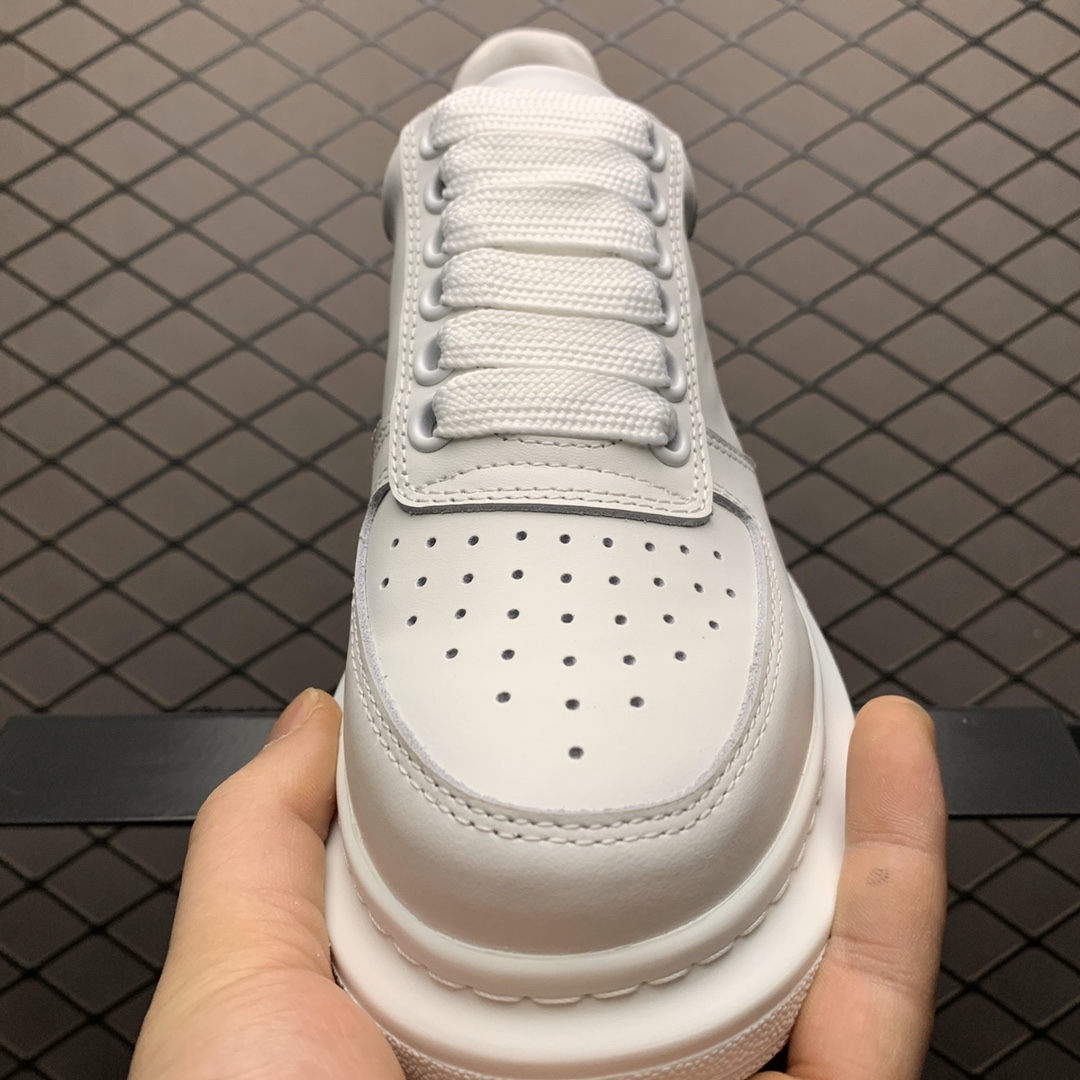 300 Alexander McQueen 麦昆2020早春最新款
