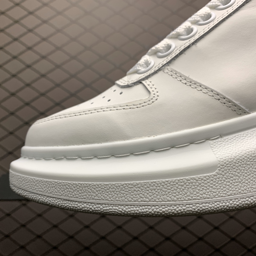 300 Alexander McQueen 麦昆2020早春最新款