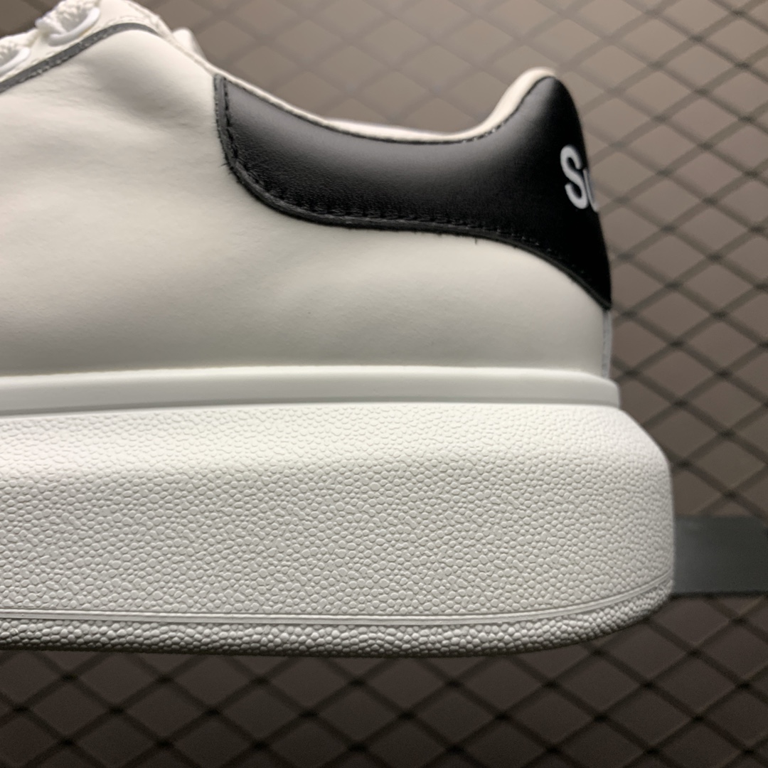 300 Alexander McQueen 麦昆2020早春最新款