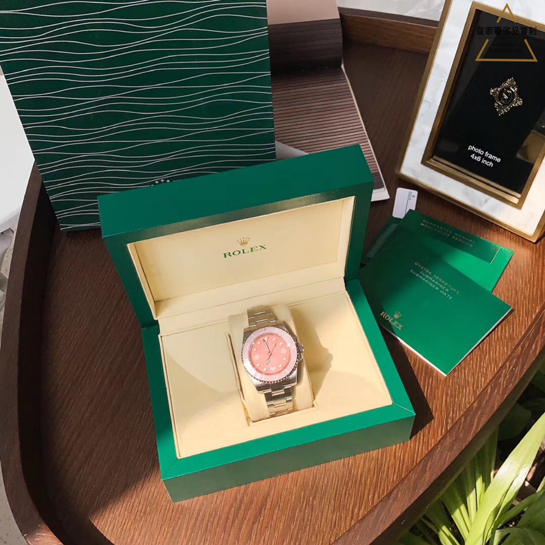 Rolex ROLX#BLAKEN现量版 全球只有25个 最高炒到28万还要提前几个月定 来我这里绝对为您省钱