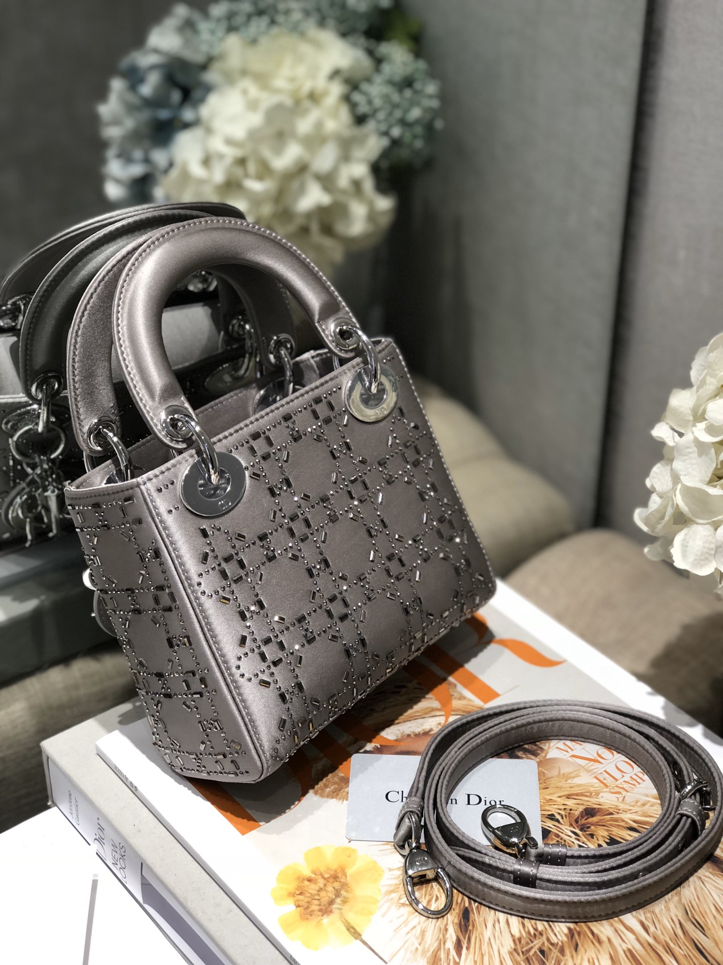 Dior Lady Mini 真丝镶钻戴妃包
