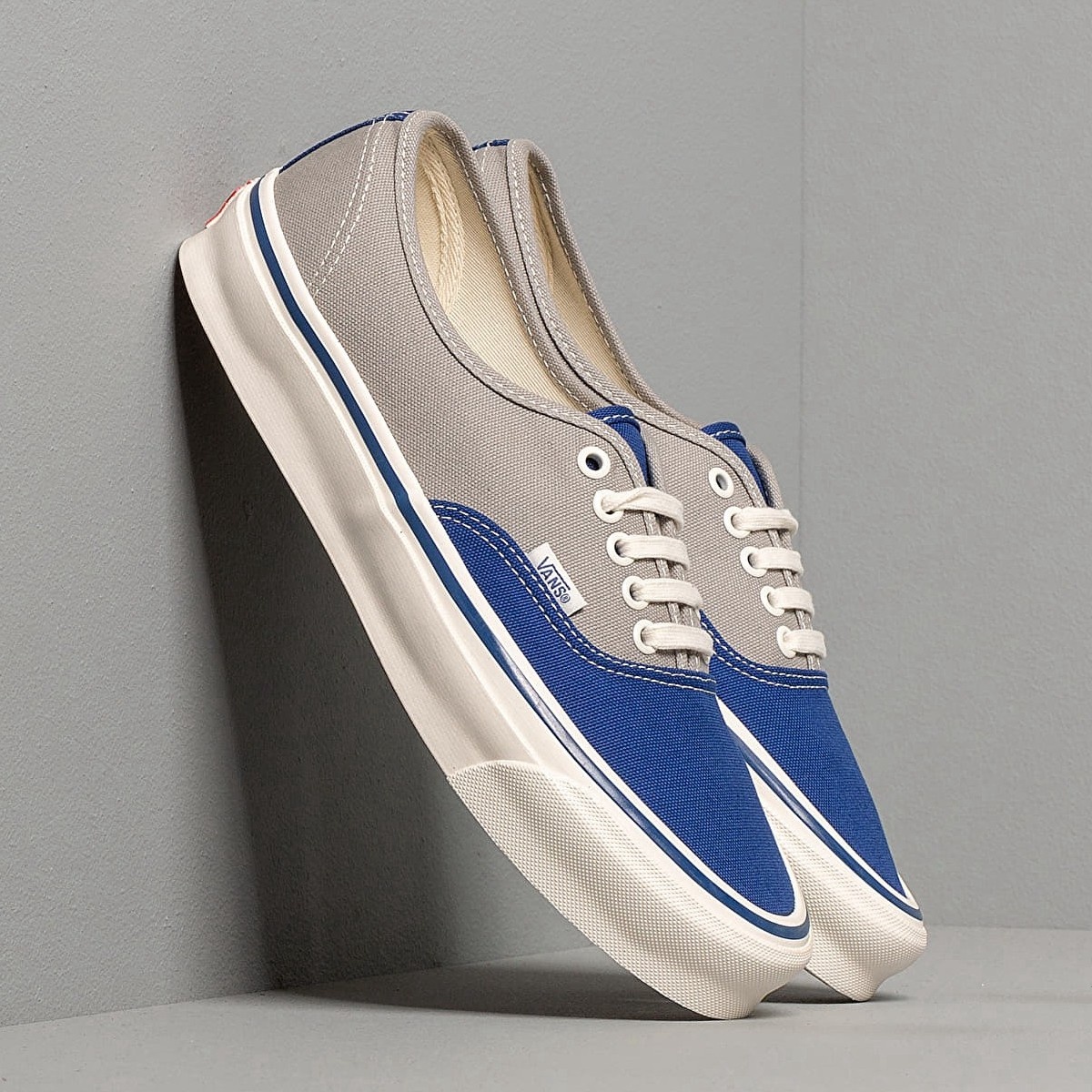 💥新品VANS/范斯 OG Authentic LX蓝灰拼色低帮男女帆布板鞋尺码36-44，型号SY29