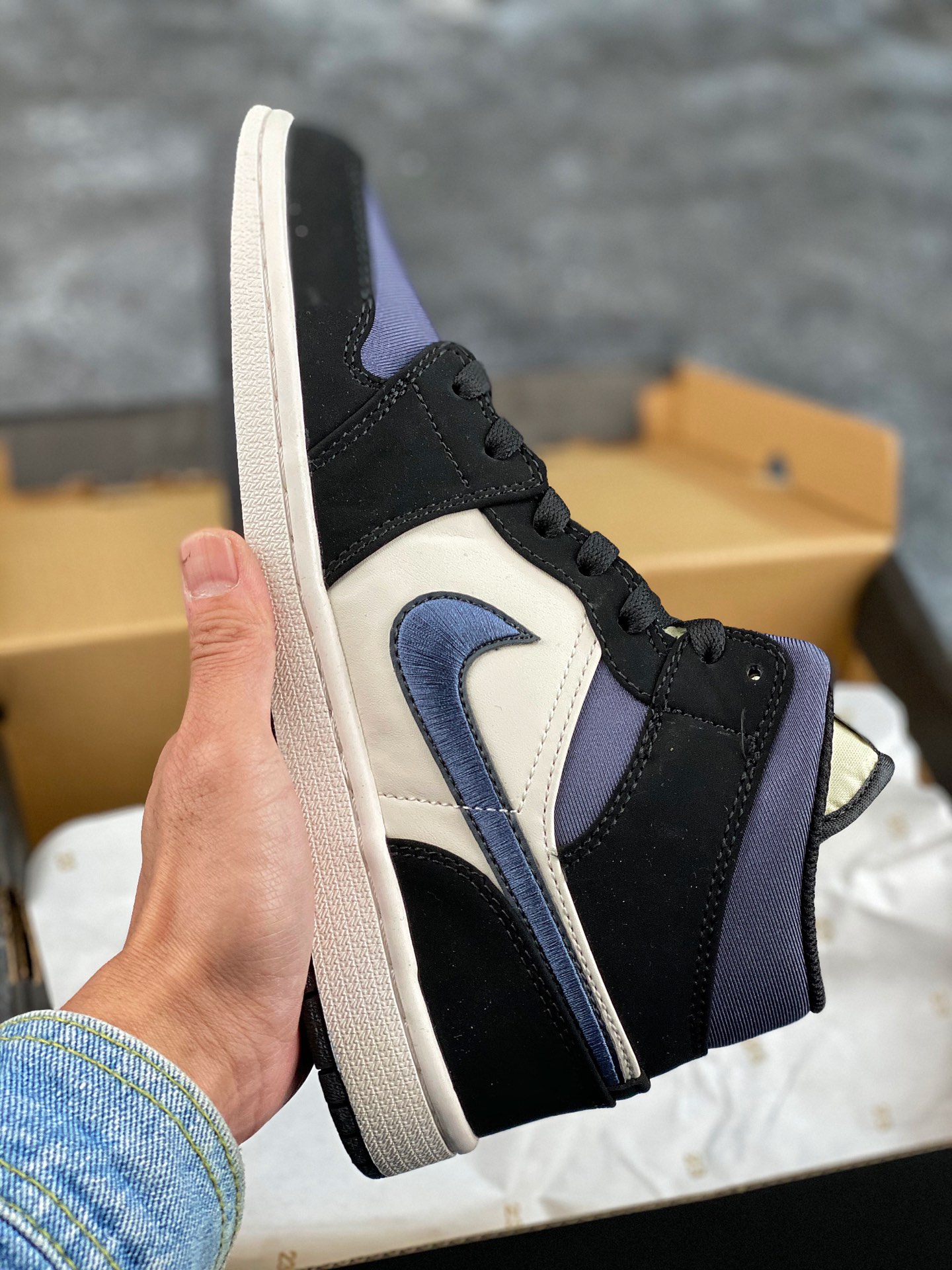 140  Air Jordan 1 Dark Olive AJ1 Mid