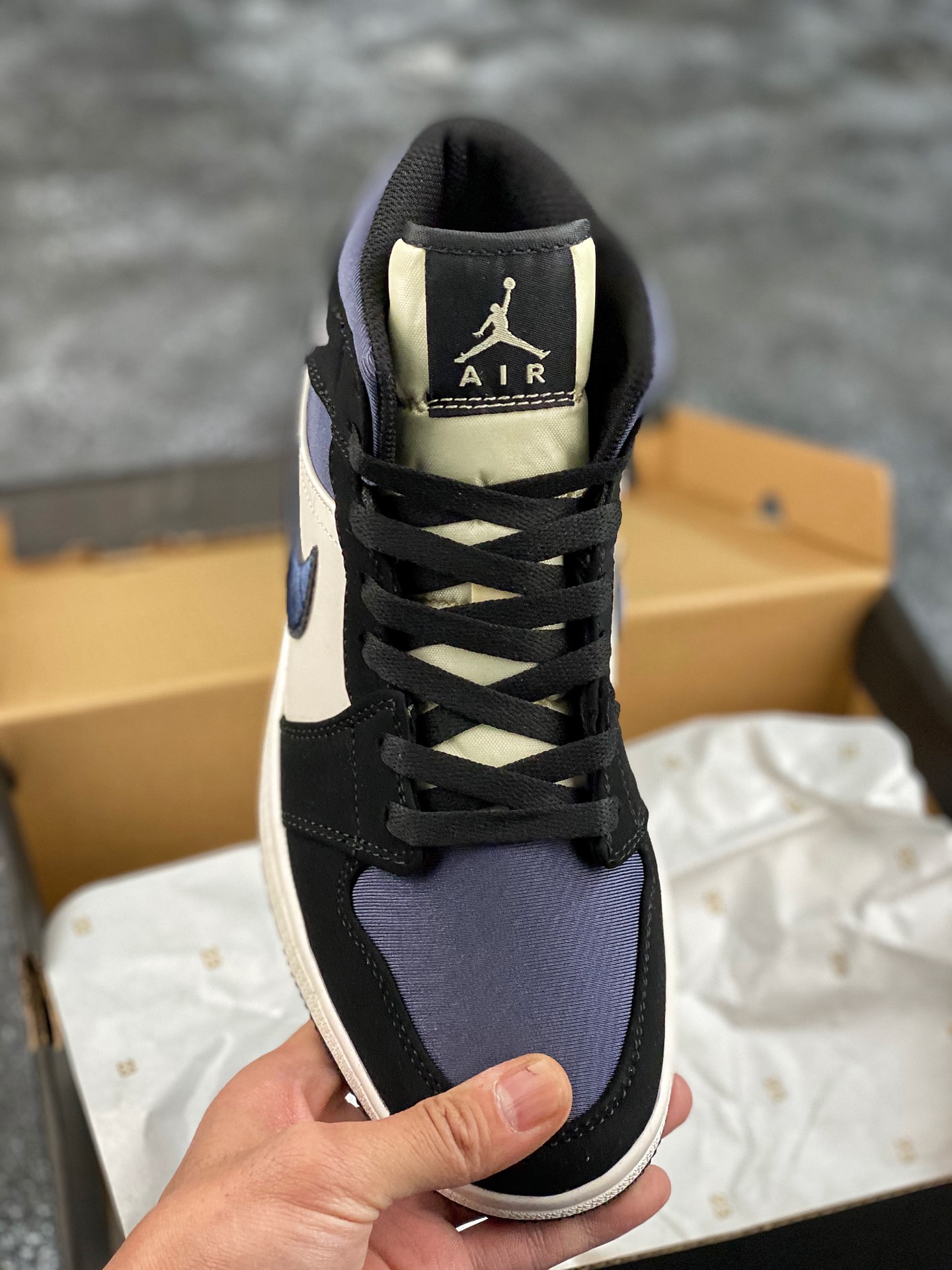 140  Air Jordan 1 Dark Olive AJ1 Mid