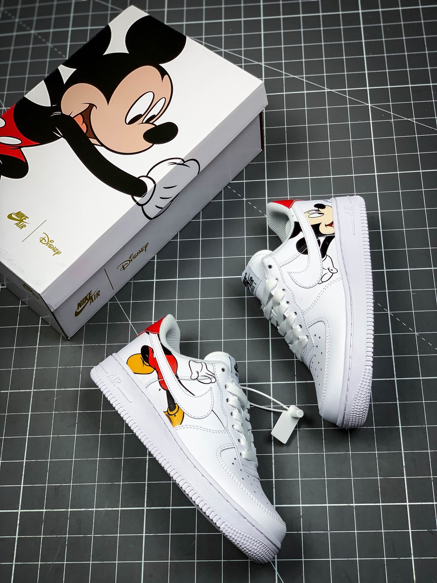 220 客制配色 米奇空军联名 Nike Air Force 1 空军一号低帮运动休闲板鞋 AQ8741-116 G