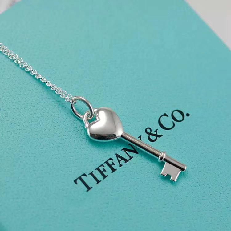 Tiffany & Co. Tiffany&Co.珐琅心形钥匙锁骨项链