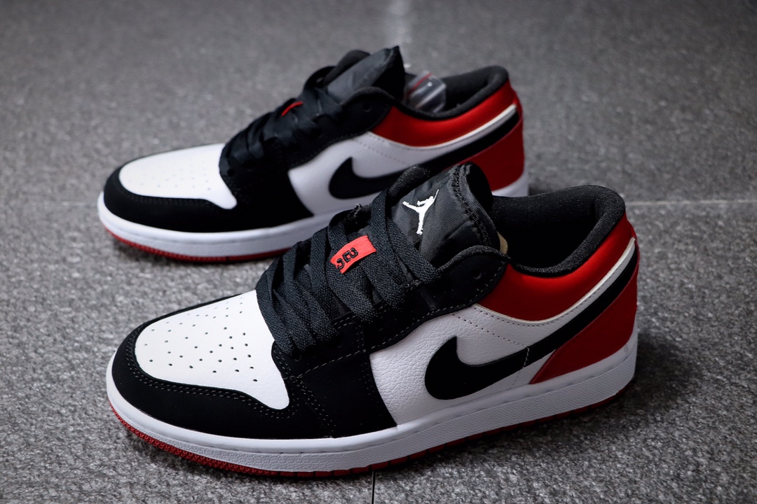 140耐克 Nike Air Jordan 1 Low AJ1 乔1 低帮潮流缓震运动休闲板鞋 553560-116