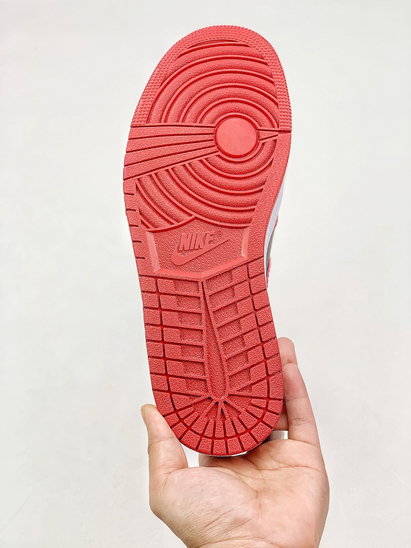280   BQ4422-600 Air Jordan 1 High'85”Varsity Red”  反转黑红 完转黑红禁穿