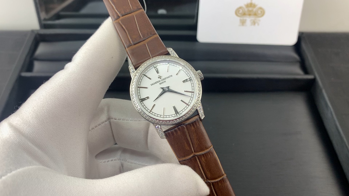 Vacheron Constantin 皇家 江诗丹顿传袭系列女款腕表视频欣赏