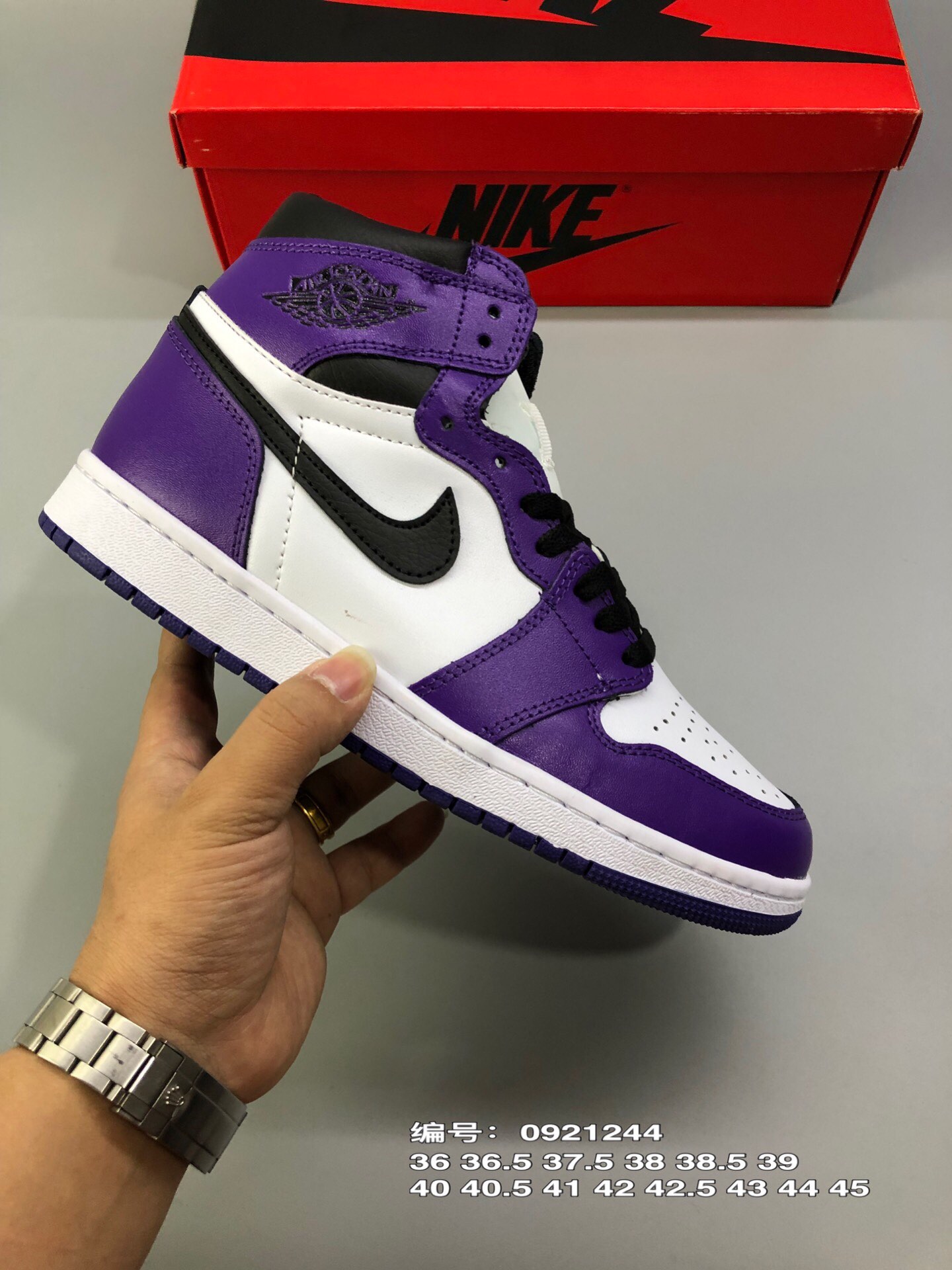 130 AJ乔丹AIR JORDAN 1 Mid AJ1高帮篮球鞋