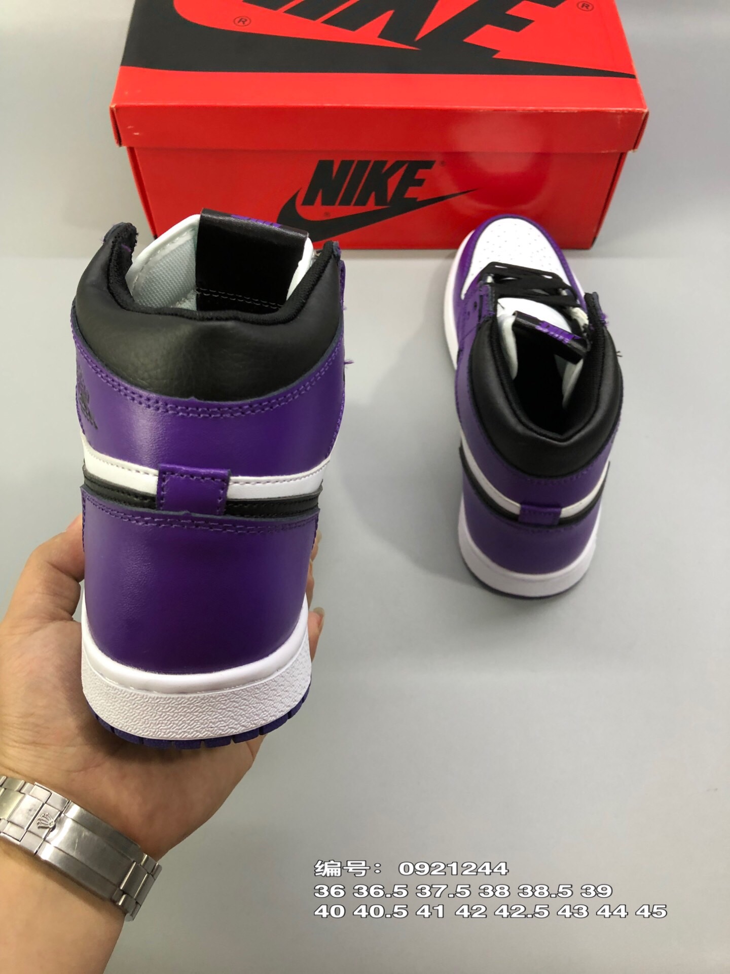 130 AJ乔丹AIR JORDAN 1 Mid AJ1高帮篮球鞋