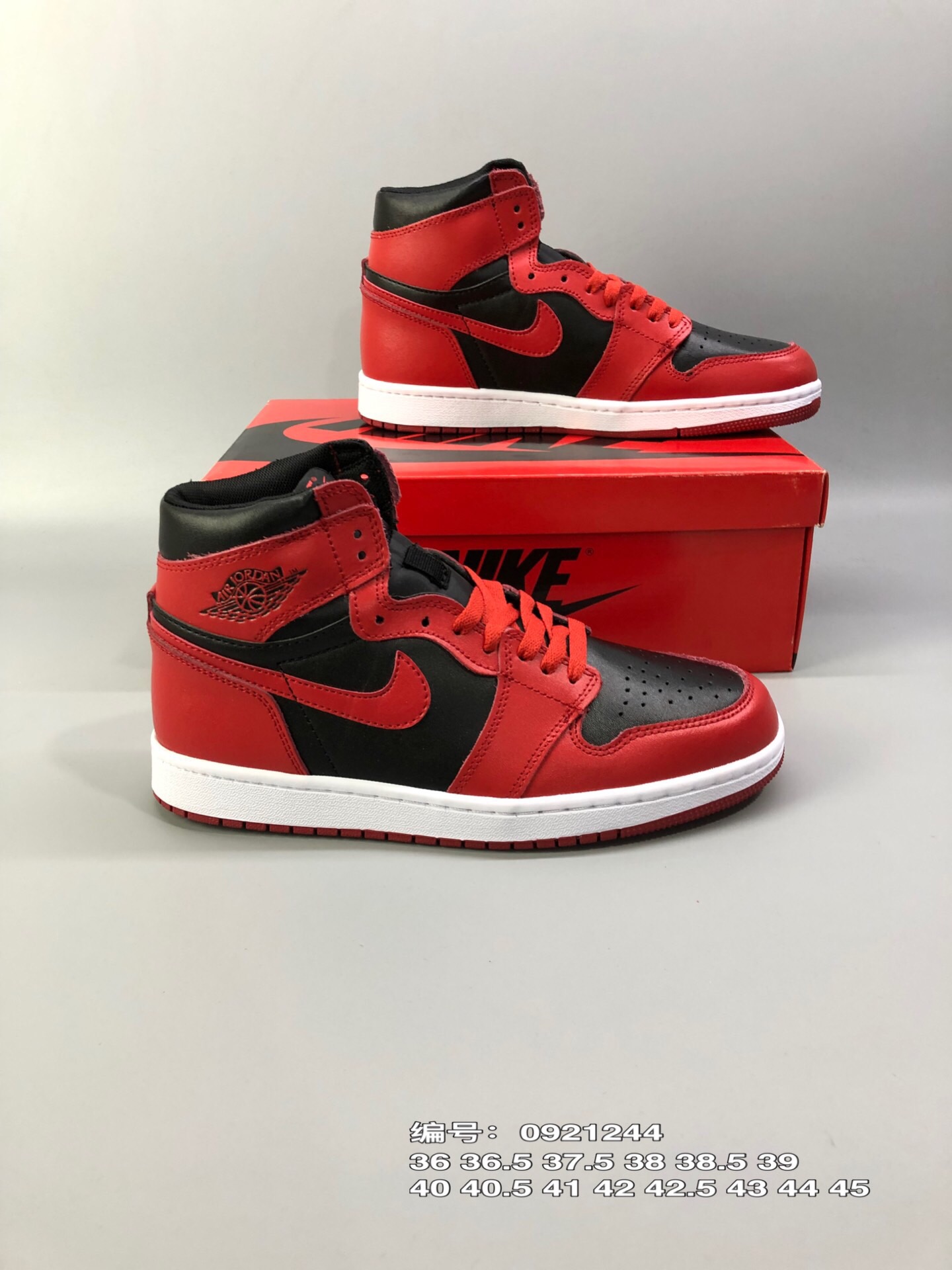 130 AJ乔丹AIR JORDAN 1 Mid AJ1高帮篮球鞋